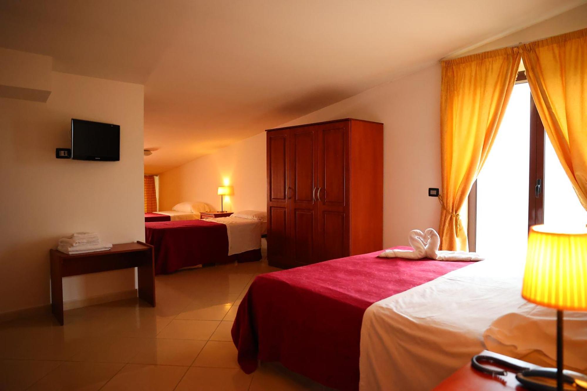 Hotel Futuro Аверса Екстер'єр фото