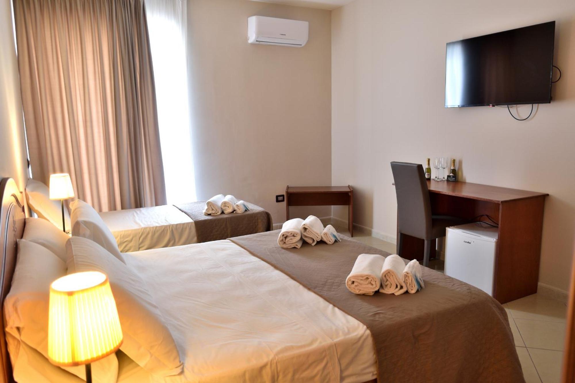 Hotel Futuro Аверса Екстер'єр фото