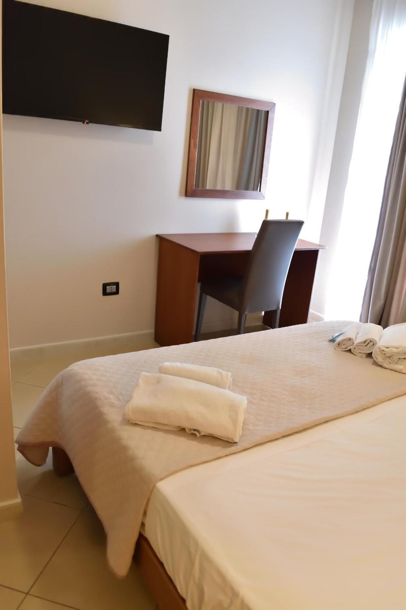 Hotel Futuro Аверса Екстер'єр фото