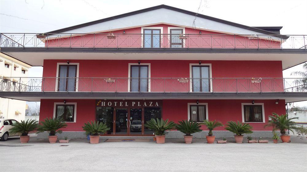 Hotel Futuro Аверса Екстер'єр фото